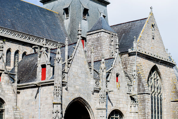 800 amunta guerande eglise details