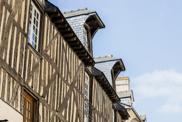 800 amunta rennes detail façades colombages