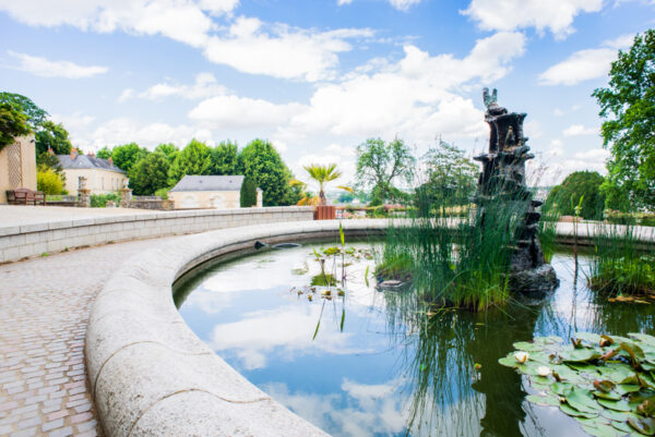 fontaine du jardin de la perrine